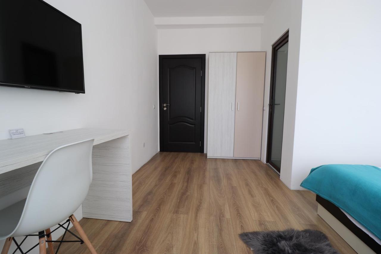 4 Seasons Apartments Bistrita  Bagian luar foto