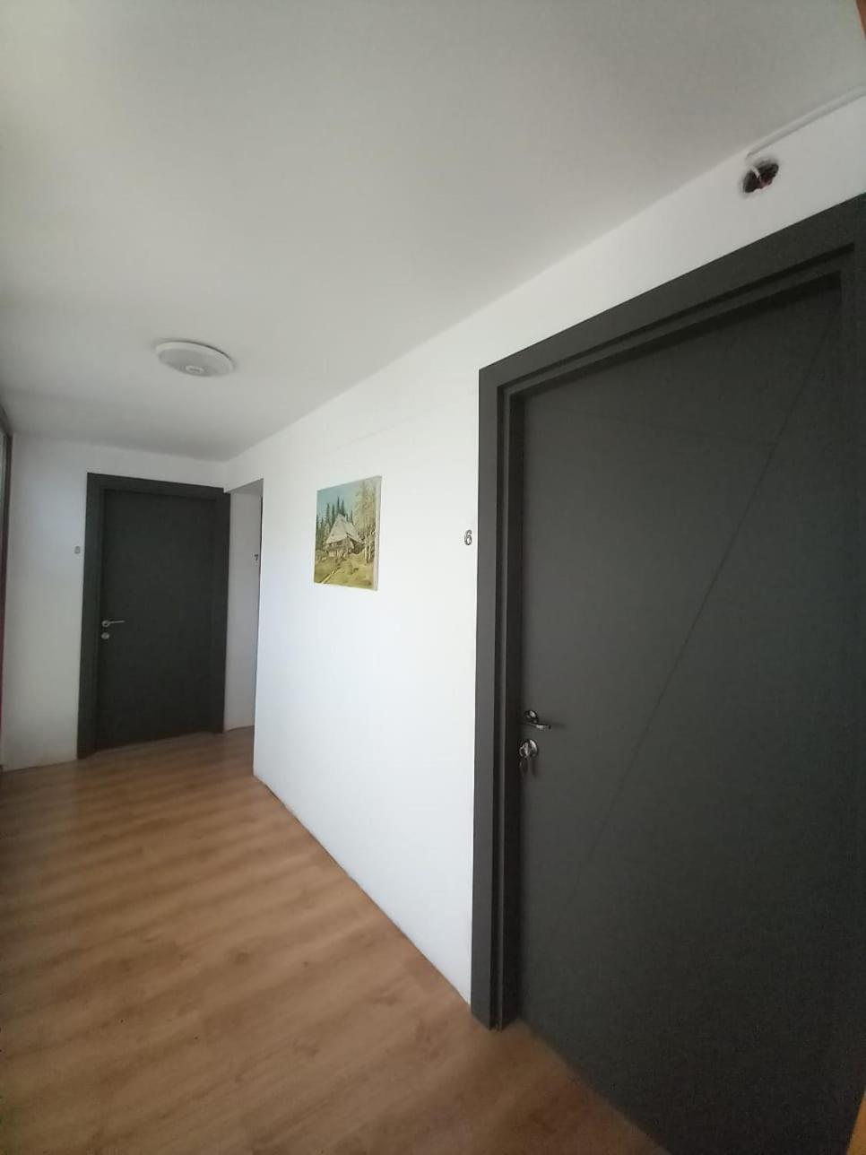 4 Seasons Apartments Bistrita  Bagian luar foto