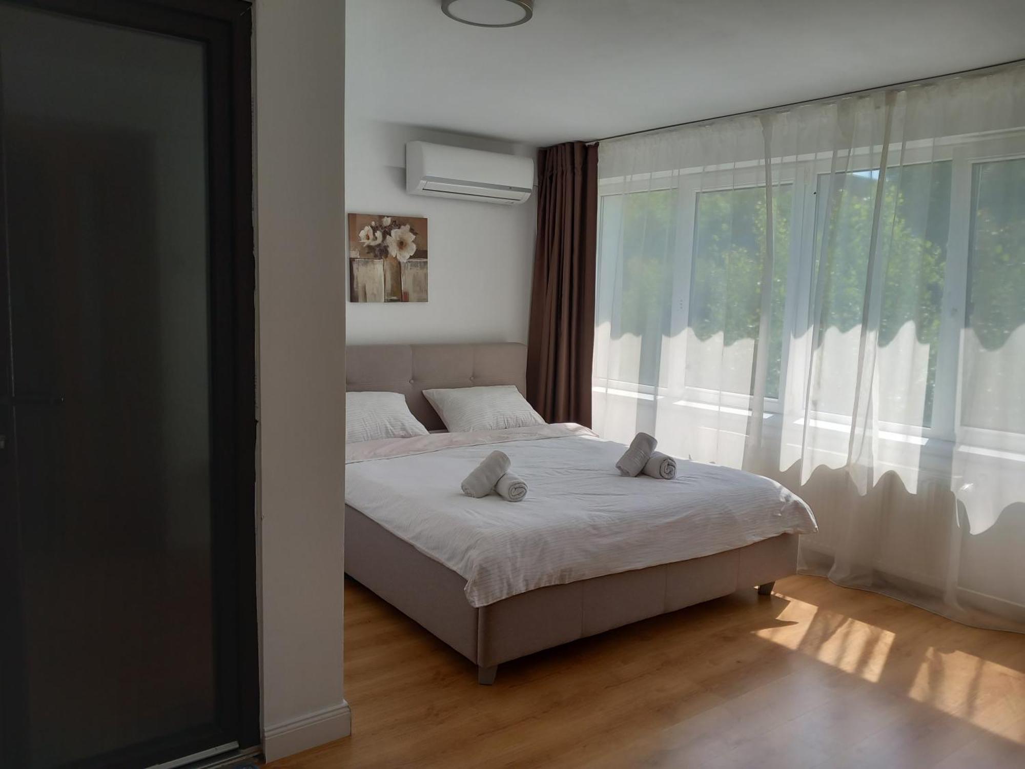 4 Seasons Apartments Bistrita  Bagian luar foto