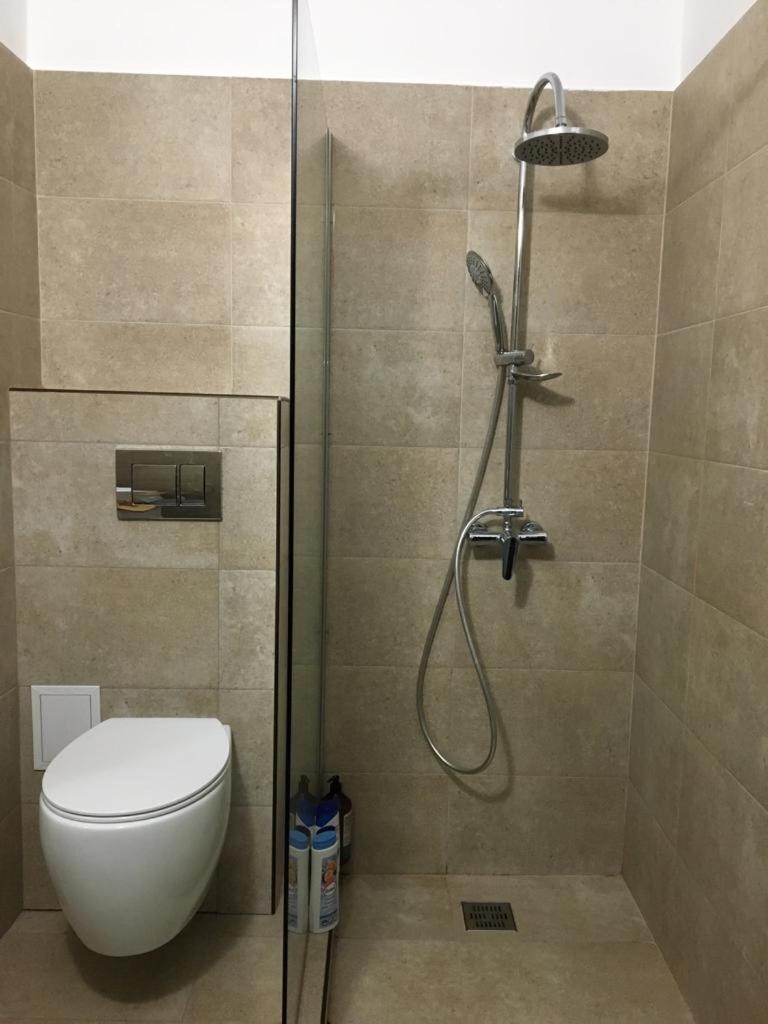 4 Seasons Apartments Bistrita  Bagian luar foto