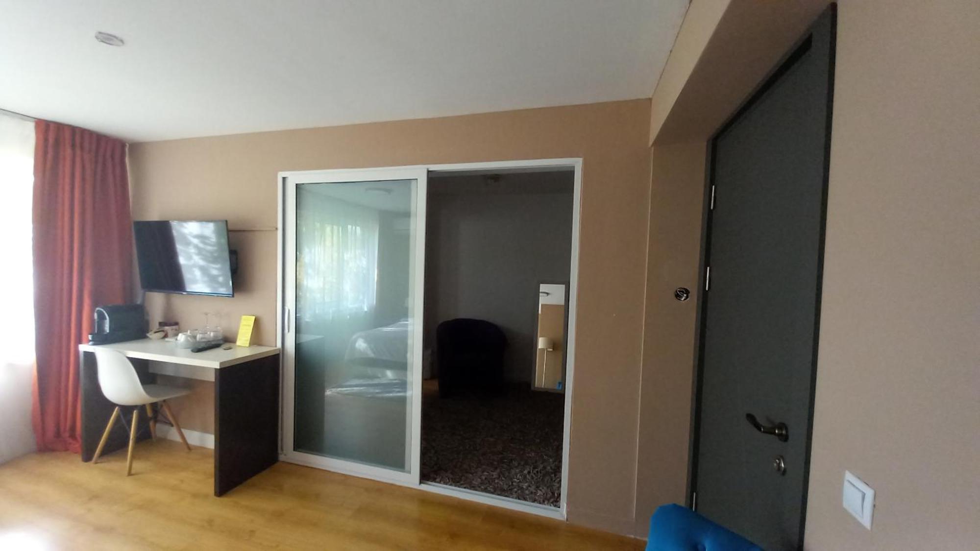 4 Seasons Apartments Bistrita  Bagian luar foto