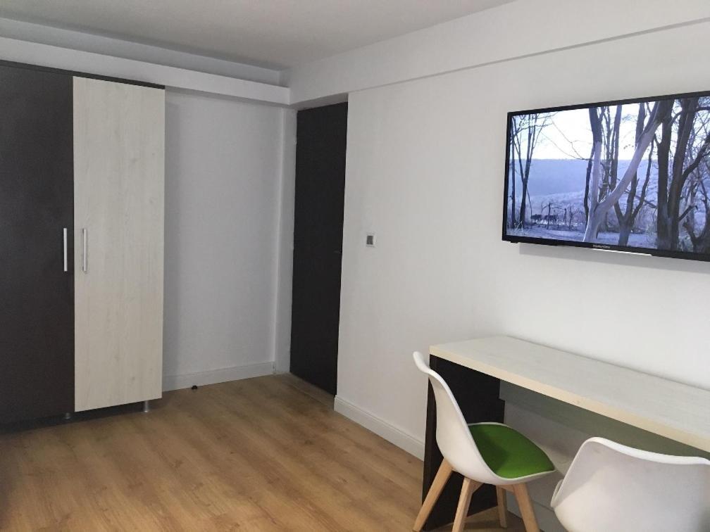 4 Seasons Apartments Bistrita  Bagian luar foto