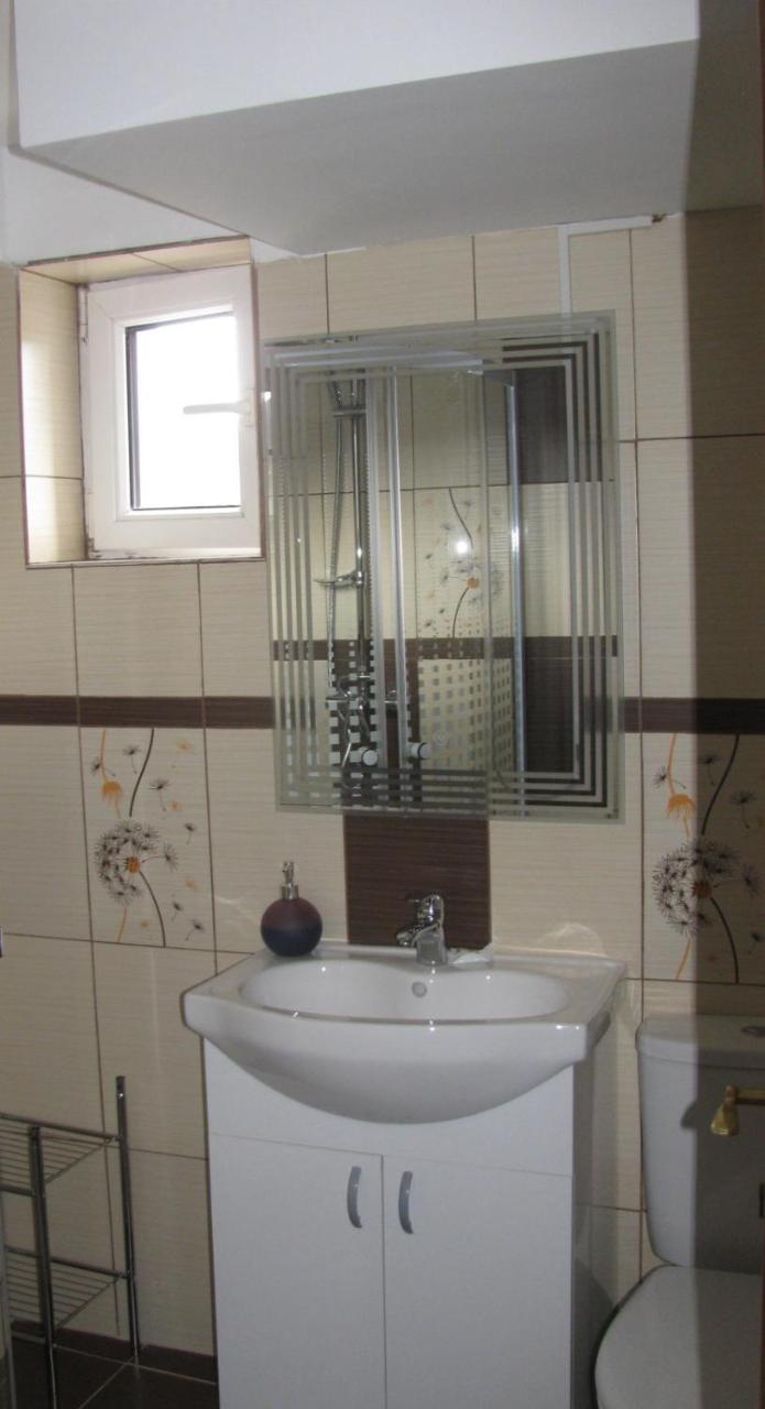 4 Seasons Apartments Bistrita  Bagian luar foto